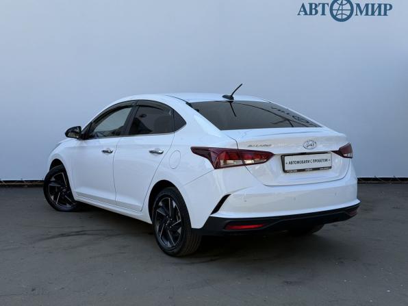 Hyundai Solaris II Рестайлинг с пробегом 2021 года, цена 1 670 000 рублей, 70768 км, седан, Автокод Объявления