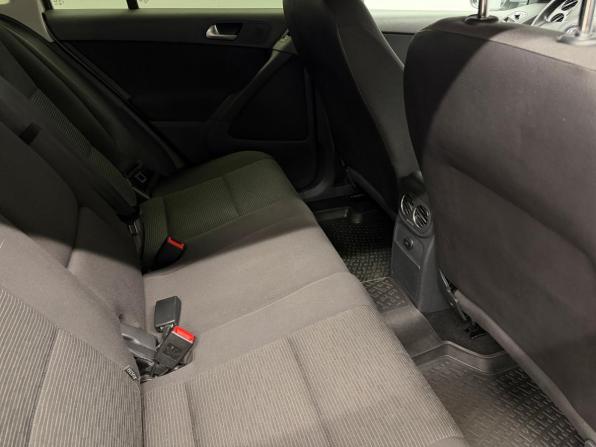 Volkswagen Tiguan I Рестайлинг с пробегом 2012 года, цена 825 000 рублей, 229963 км, внедорожник, Автокод Объявления