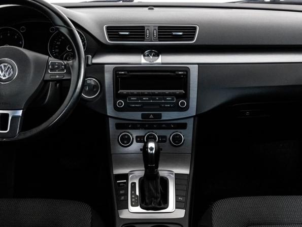 Volkswagen Passat B7 с пробегом 2013 года, цена 1 249 000 рублей, 123545 км, седан, Автокод Объявления