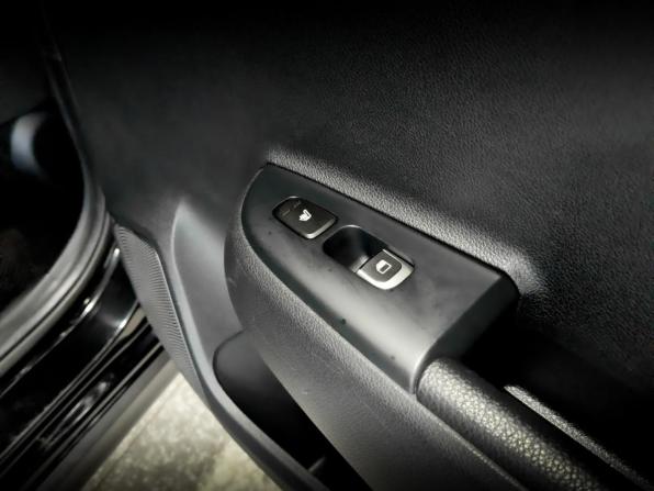 Kia Rio IV с пробегом 2019 года, цена 1 395 000 рублей, 110000 км, хэтчбек, Автокод Объявления