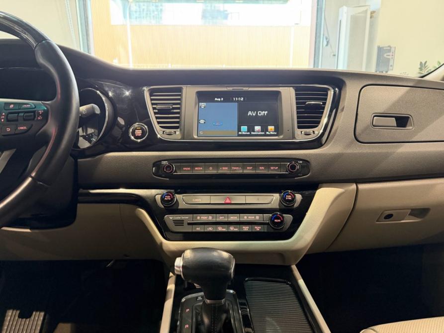 Kia Carnival III Москва  - изображение 17