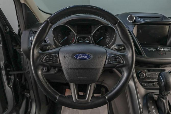 Ford Kuga II Рестайлинг с пробегом 2018 года, цена 1 699 000 рублей, 135000 км, внедорожник, Автокод Объявления