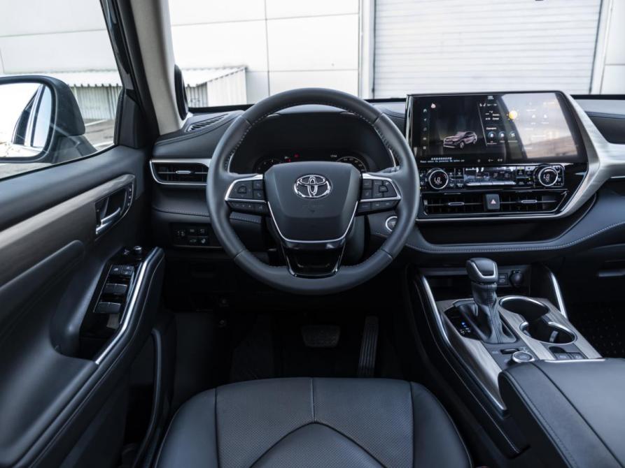 Toyota Highlander IV (XU70) Москва  - изображение 11