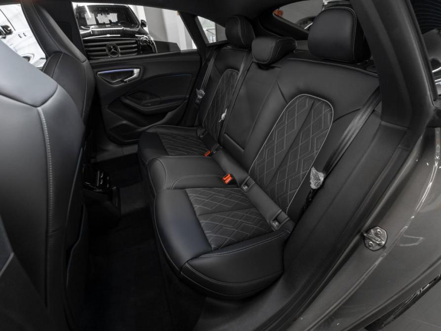 Audi A5 III (B10) Москва  - изображение 12