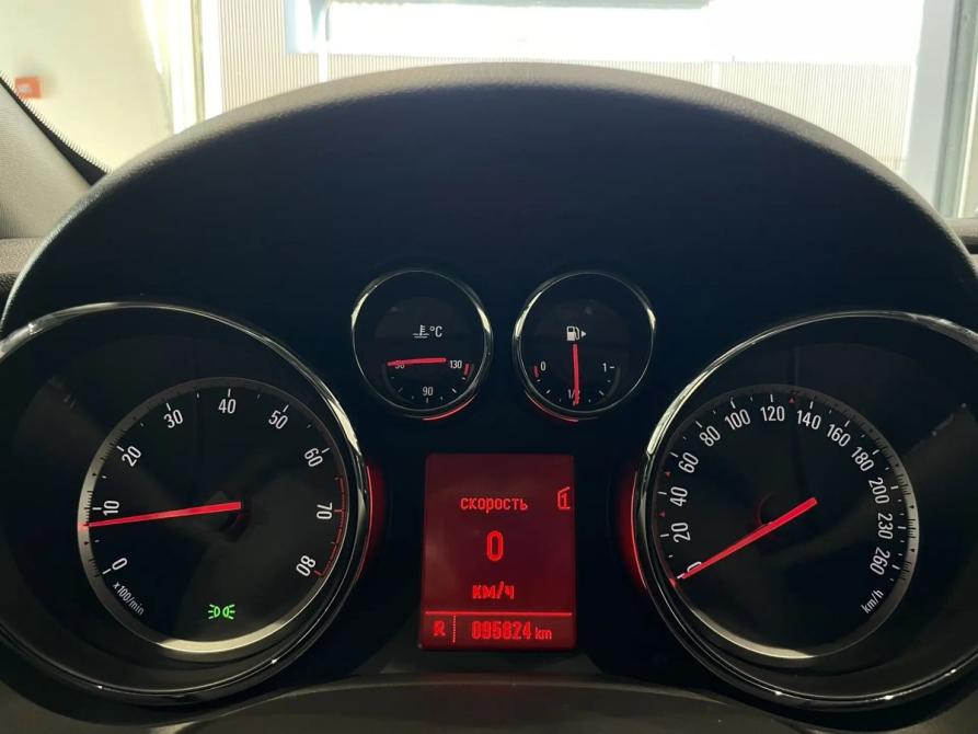 Opel Astra J Рестайлинг Москва  - изображение 15