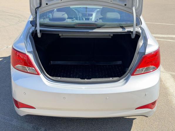 Hyundai Solaris I Рестайлинг с пробегом 2015 года, цена 1 030 000 рублей, 159450 км, седан, Автокод Объявления