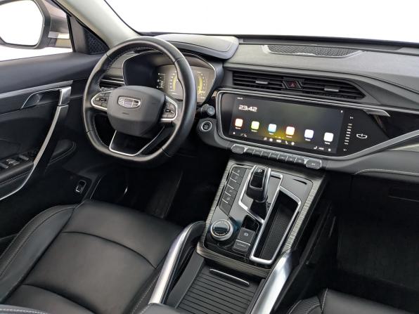 Geely Atlas Pro с пробегом 2024 года, цена 2 300 000 рублей, 59655 км, внедорожник, Автокод Объявления