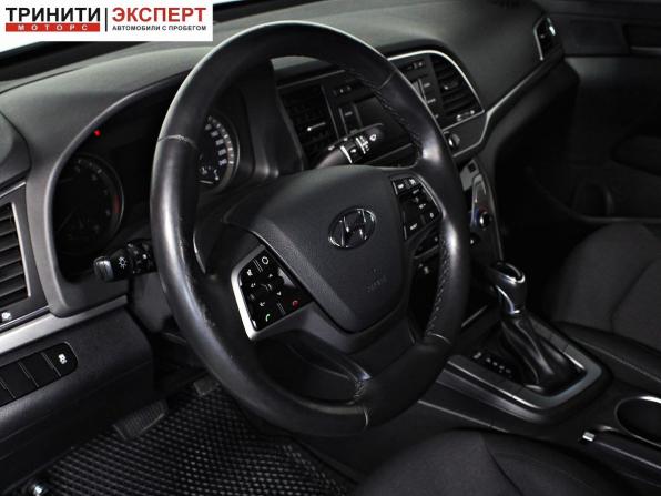 Hyundai Elantra VI (AD) с пробегом 2018 года, цена 1 597 000 рублей, 111528 км, седан, Автокод Объявления