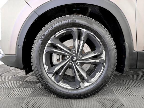 Hyundai Santa Fe IV с пробегом 2018 года, цена 2 725 000 рублей, 149531 км, внедорожник, Автокод Объявления