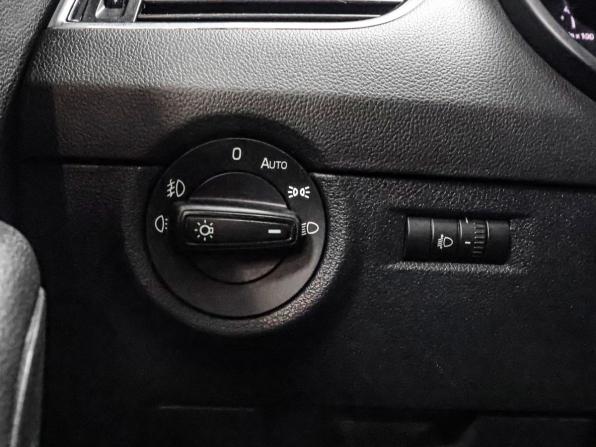 Skoda Octavia III (A7) с пробегом 2013 года, цена 949 000 рублей, 283784 км, лифтбек, Автокод Объявления