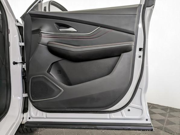 Forthing T5 EVO с пробегом 2024 года, цена 2 200 000 рублей, 19295 км, внедорожник, Автокод Объявления