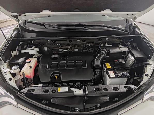 Toyota RAV4 IV (XA40) Рестайлинг с пробегом 2016 года, цена 2 350 000 рублей, 89154 км, внедорожник, Автокод Объявления