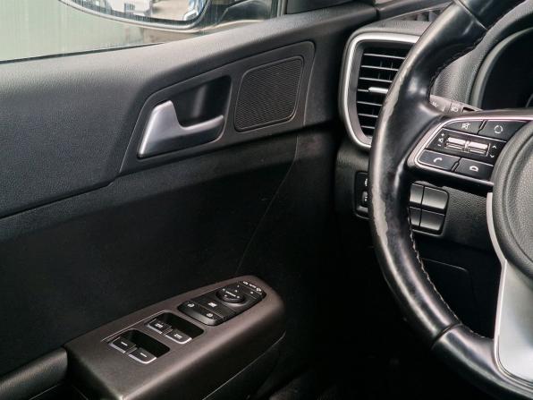 Kia Sportage IV Рестайлинг с пробегом 2019 года, цена 1 600 000 рублей, 148335 км, внедорожник, Автокод Объявления