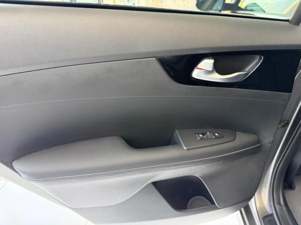 Kia Cerato IV с пробегом 2021 года, цена 2 250 000 рублей, 40341 км, седан, Автокод Объявления