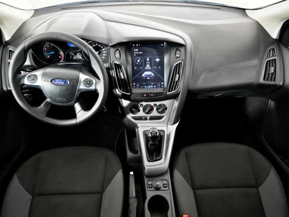 Ford Focus III с пробегом 2011 года, цена 599 000 рублей, 208137 км, хэтчбек, Автокод Объявления