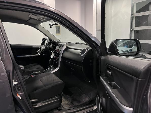 Suzuki Grand Vitara II Рестайлинг с пробегом 2010 года, цена 1 100 000 рублей, 198025 км, внедорожник, Автокод Объявления