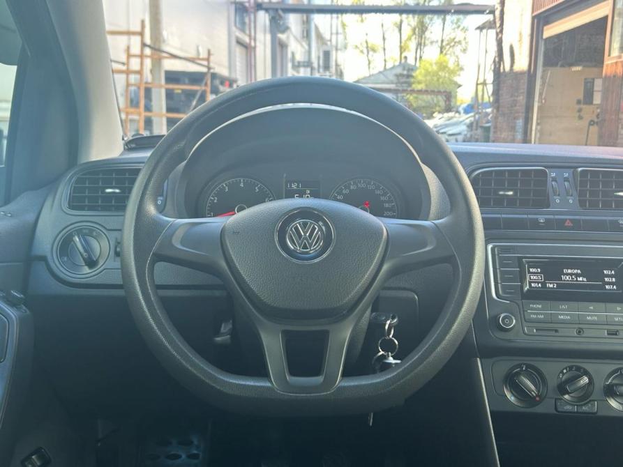 Volkswagen Polo V Рестайлинг Санкт-Петербург  - изображение 14