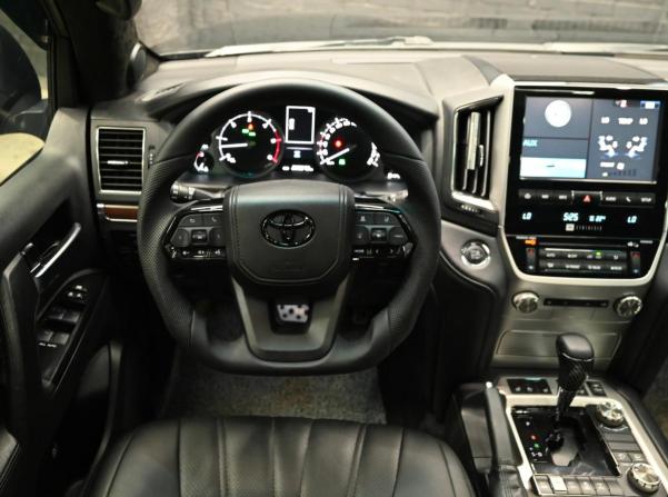 Toyota Land Cruiser 200 Series Рестайлинг 2 с пробегом 2015 года, цена 5 200 000 рублей, 220676 км, внедорожник, Автокод Объявления
