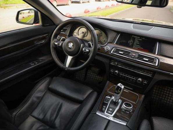 BMW 7 серии V (F01/F02/F04) Рестайлинг с пробегом 2012 года, цена 1 650 000 рублей, 264928 км, седан, Автокод Объявления