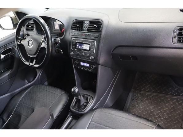 Volkswagen Polo V Рестайлинг с пробегом 2016 года, цена 759 000 рублей, 199949 км, седан, Автокод Объявления