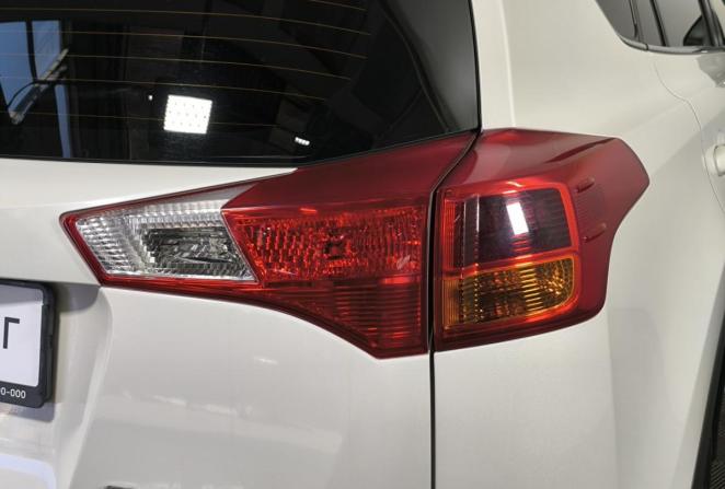 Toyota RAV4 IV (XA40) с пробегом 2014 года, цена 1 700 000 рублей, 211627 км, внедорожник, Автокод Объявления