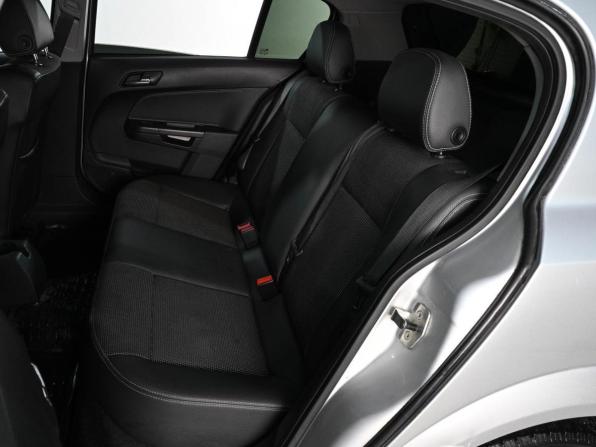 Opel Astra H Рестайлинг с пробегом 2010 года, цена 569 000 рублей, 175194 км, хэтчбек, Автокод Объявления