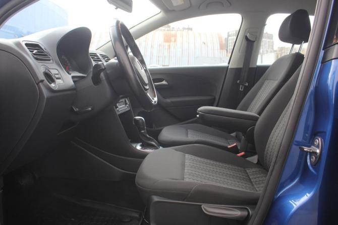 Volkswagen Polo V Рестайлинг с пробегом 2017 года, цена 1 130 000 рублей, 90353 км, седан, Автокод Объявления