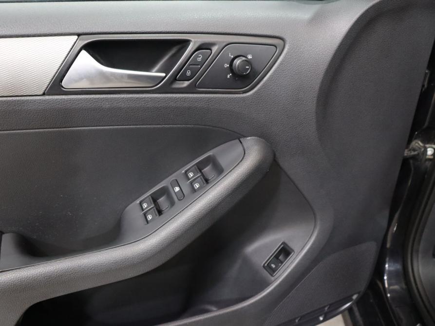 Volkswagen Jetta VI Москва  - изображение 11