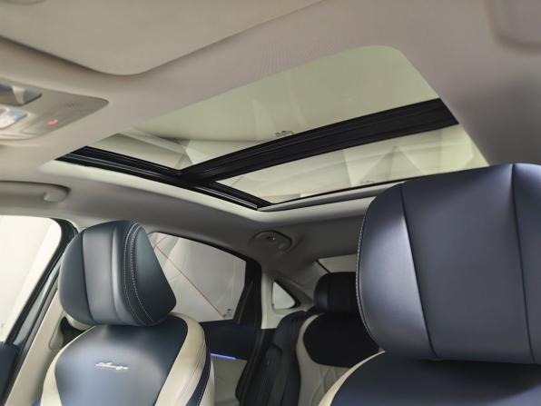 Chery Arrizo 8 с пробегом 2023 года, цена 1 965 000 рублей, 63543 км, седан, Автокод Объявления
