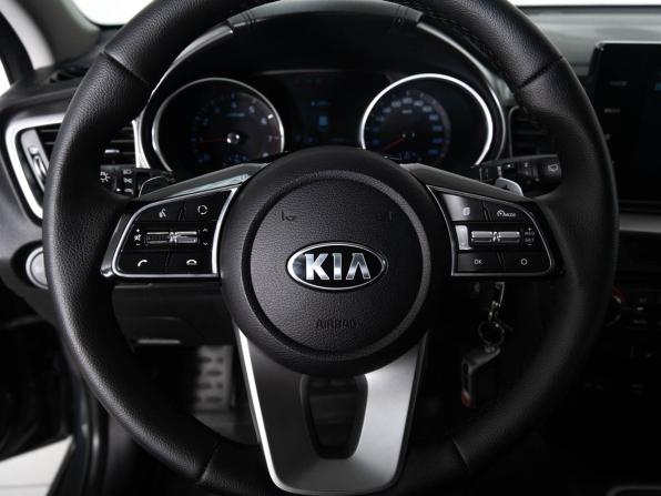 Kia Ceed III с пробегом 2020 года, цена 1 833 000 рублей, 73061 км, универсал, Автокод Объявления