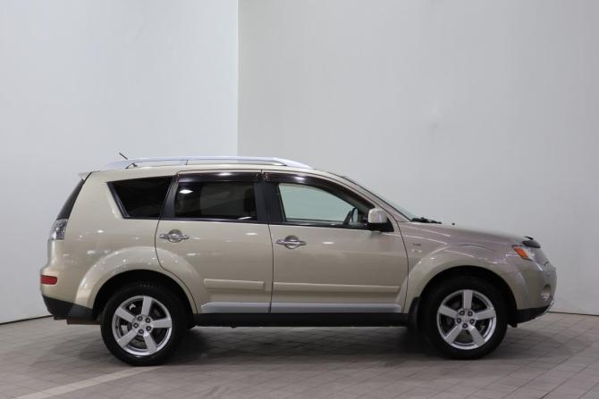 Mitsubishi Outlander II с пробегом 2007 года, цена 1 100 000 рублей, 218523 км, внедорожник, Автокод Объявления