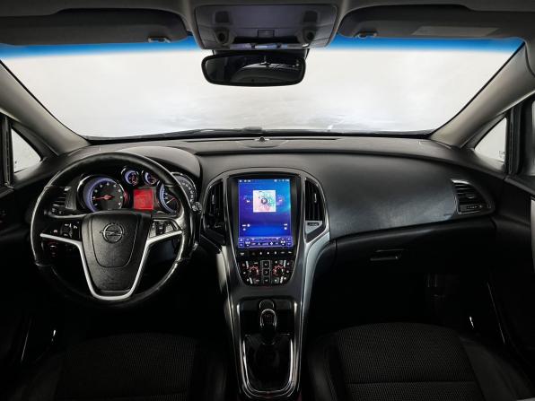 Opel Astra J с пробегом 2010 года, цена 489 900 рублей, 244000 км, хэтчбек, Автокод Объявления