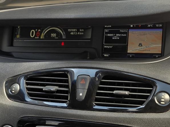 Renault Scenic III Рестайлинг 2 с пробегом 2016 года, цена 1 129 000 рублей, 197085 км, минивэн, Автокод Объявления