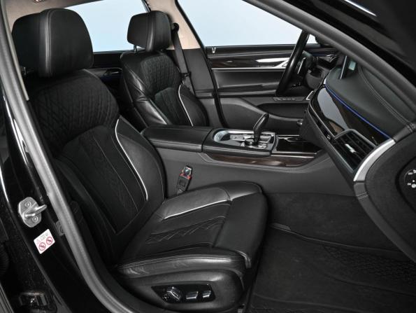 BMW 7 серии VI (G11/G12) Рестайлинг с пробегом 2021 года, цена 5 479 000 рублей, 172886 км, седан, Автокод Объявления