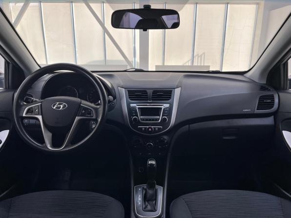 Hyundai Solaris I Рестайлинг с пробегом 2016 года, цена 1 020 000 рублей, 143000 км, седан, Автокод Объявления