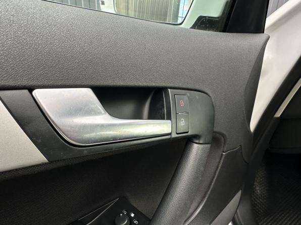 Audi A3 II (8P) Рестайлинг 2 с пробегом 2009 года, цена 849 000 рублей, 139900 км, хэтчбек, Автокод Объявления