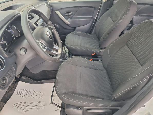 Renault Logan II Рестайлинг с пробегом 2021 года, цена 850 000 рублей, 178732 км, седан, Автокод Объявления