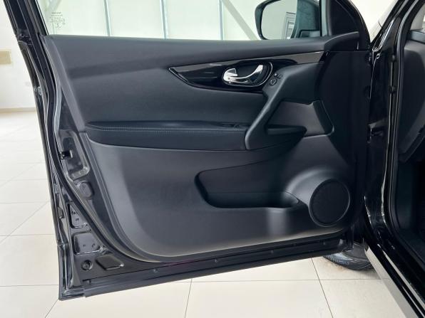 Nissan Qashqai II с пробегом 2014 года, цена 1 550 000 рублей, 132596 км, внедорожник, Автокод Объявления