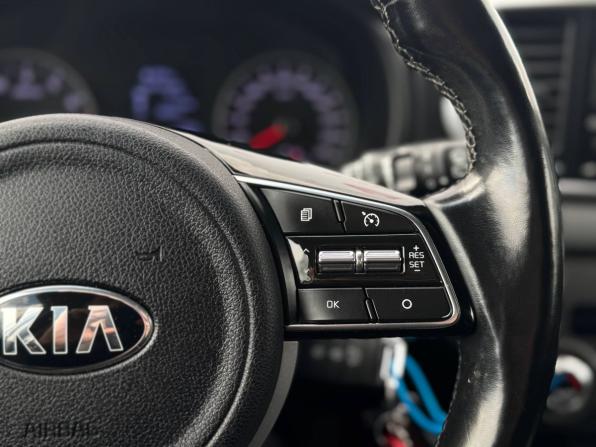 Kia Sportage IV Рестайлинг с пробегом 2018 года, цена 1 859 000 рублей, 101056 км, внедорожник, Автокод Объявления