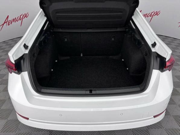 Skoda Octavia IV (A8) с пробегом 2021 года, цена 2 110 000 рублей, 96657 км, лифтбек, Автокод Объявления