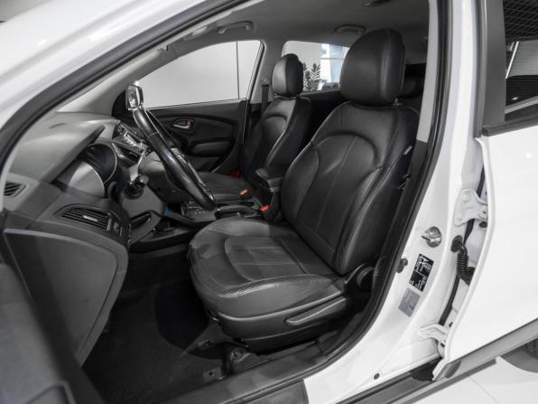 Hyundai ix35 I Рестайлинг с пробегом 2015 года, цена 1 390 000 рублей, 155796 км, внедорожник, Автокод Объявления