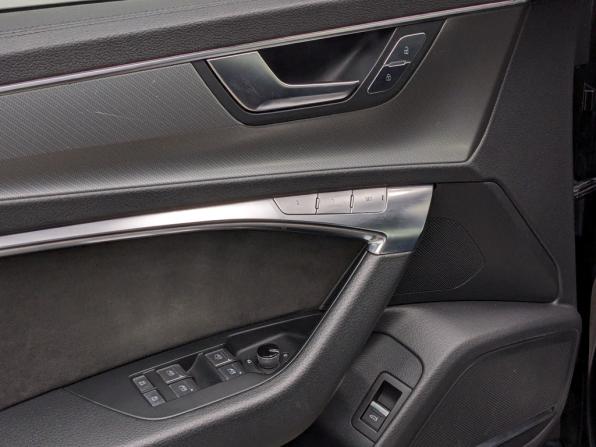 Audi A6 V (C8) с пробегом 2018 года, цена 3 480 000 рублей, 122223 км, седан, Автокод Объявления