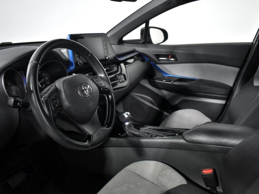 Toyota C-HR I Санкт-Петербург  - изображение 9