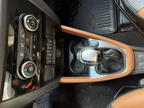 Lada (ВАЗ) XRAY I с пробегом 2022 года, цена 1 350 000 рублей, 70000 км, хэтчбек, Автокод Объявления