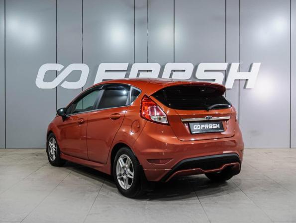Ford Fiesta Mk6 Рестайлинг с пробегом 2015 года, цена 949 000 рублей, 114315 км, хэтчбек, Автокод Объявления