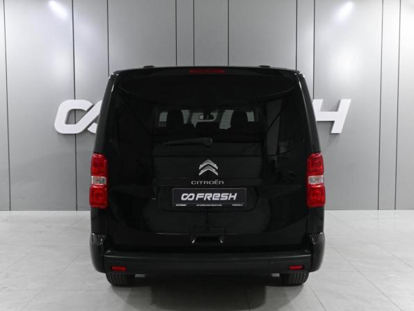Citroen SpaceTourer I с пробегом 2019 года, цена 2 549 000 рублей, 187931 км, минивэн, Автокод Объявления