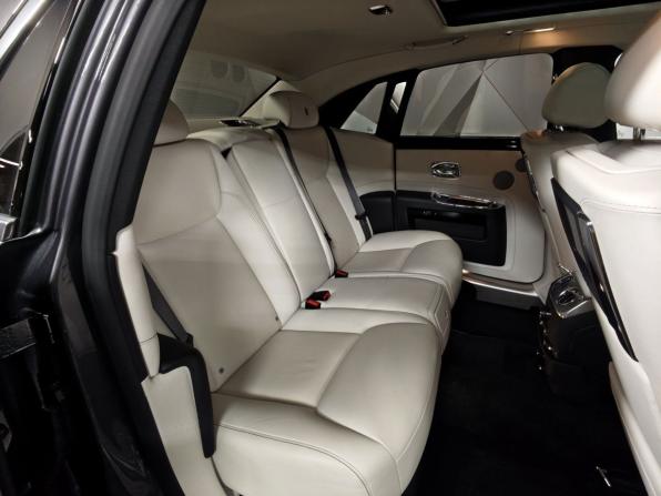 Rolls-Royce Ghost I Рестайлинг (Series II) с пробегом 2015 года, цена 14 995 000 рублей, 50716 км, седан, Автокод Объявления