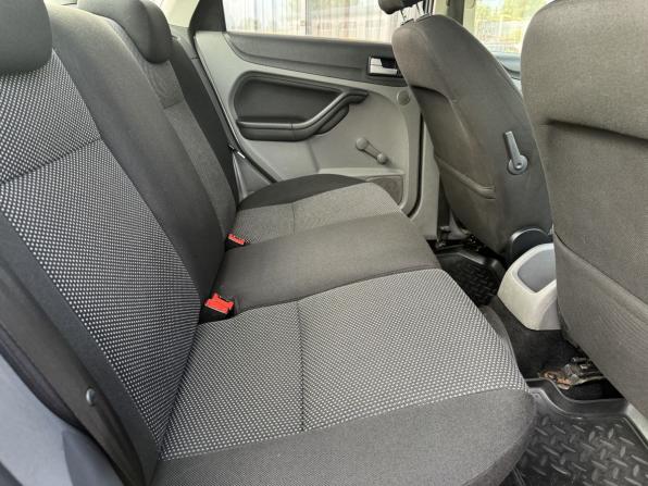 Ford Focus II Рестайлинг с пробегом 2011 года, цена 620 000 рублей, 201111 км, седан, Автокод Объявления