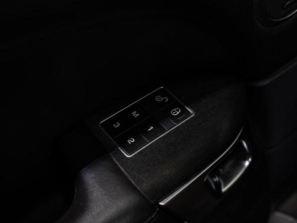 Land Rover Range Rover IV с пробегом 2015 года, цена 4 350 000 рублей, 242056 км, внедорожник, Автокод Объявления