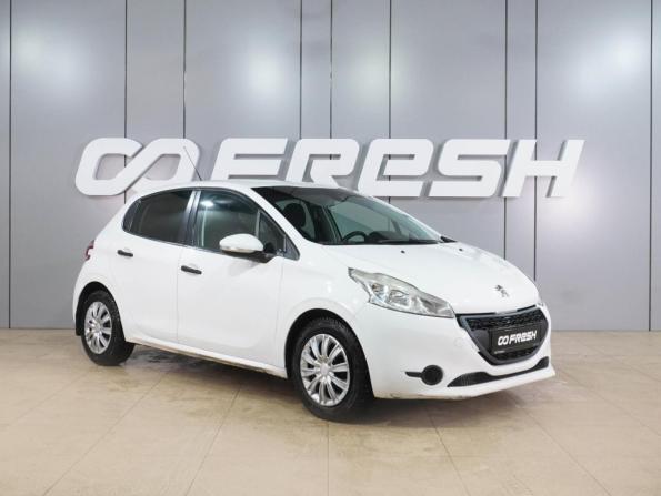 Peugeot 208 I с пробегом 2013 года, цена 569 000 рублей, 124371 км, хэтчбек, Автокод Объявления